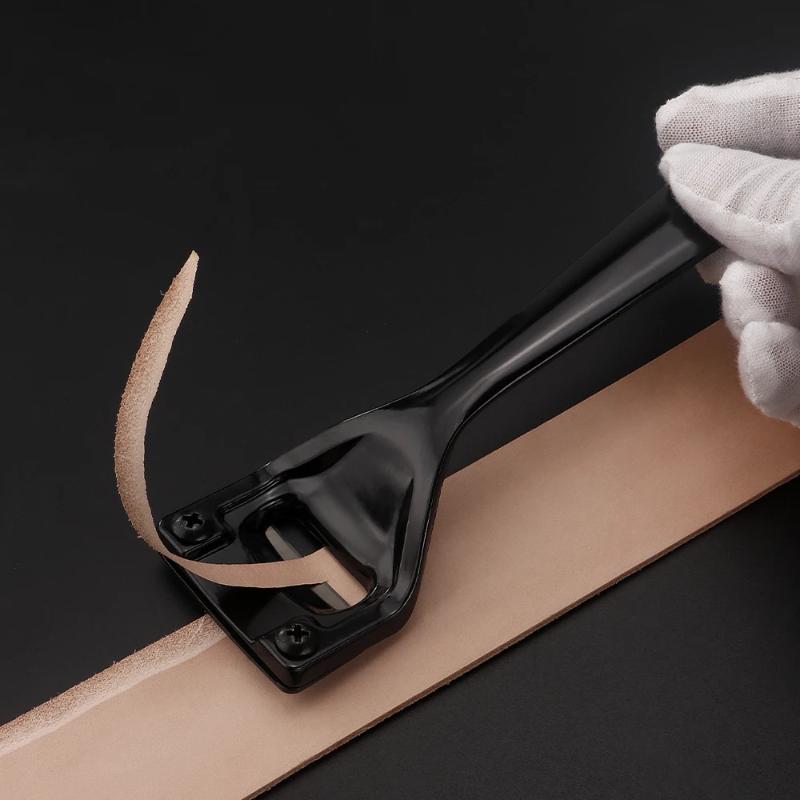 Set di Coltelli per Scarnire l - Leatherwork Tool Kit recensione e prezzo