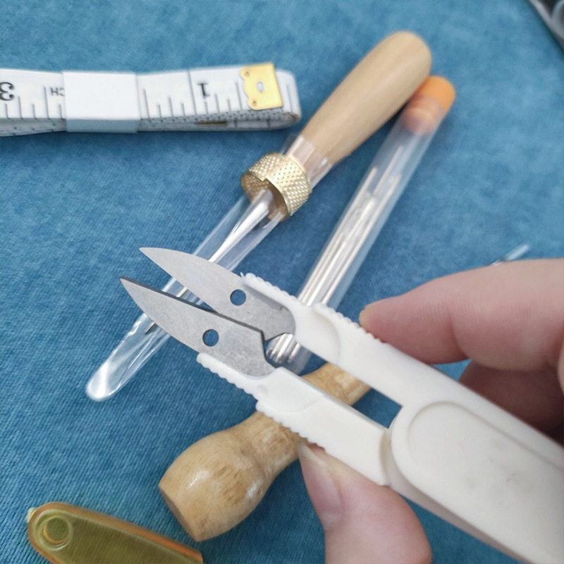 Kit di Strumenti per Lavorazio - Beginner Leatherwork Kit recensione e prezzo
